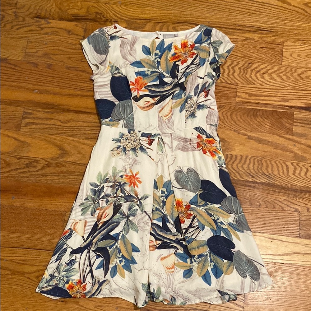 Final SALE！eshakti White Floral Cap-Sleeve Sundress with Blue and Orange Accents